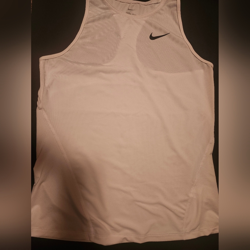 Nike Pro Dri-FIT White Tank Size M Racer Back